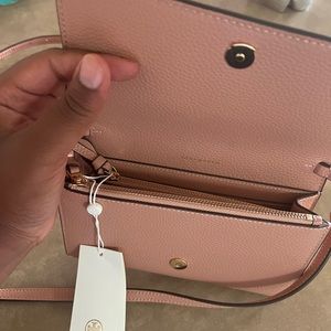 Authentic Never Worn Tory Burch crossbody